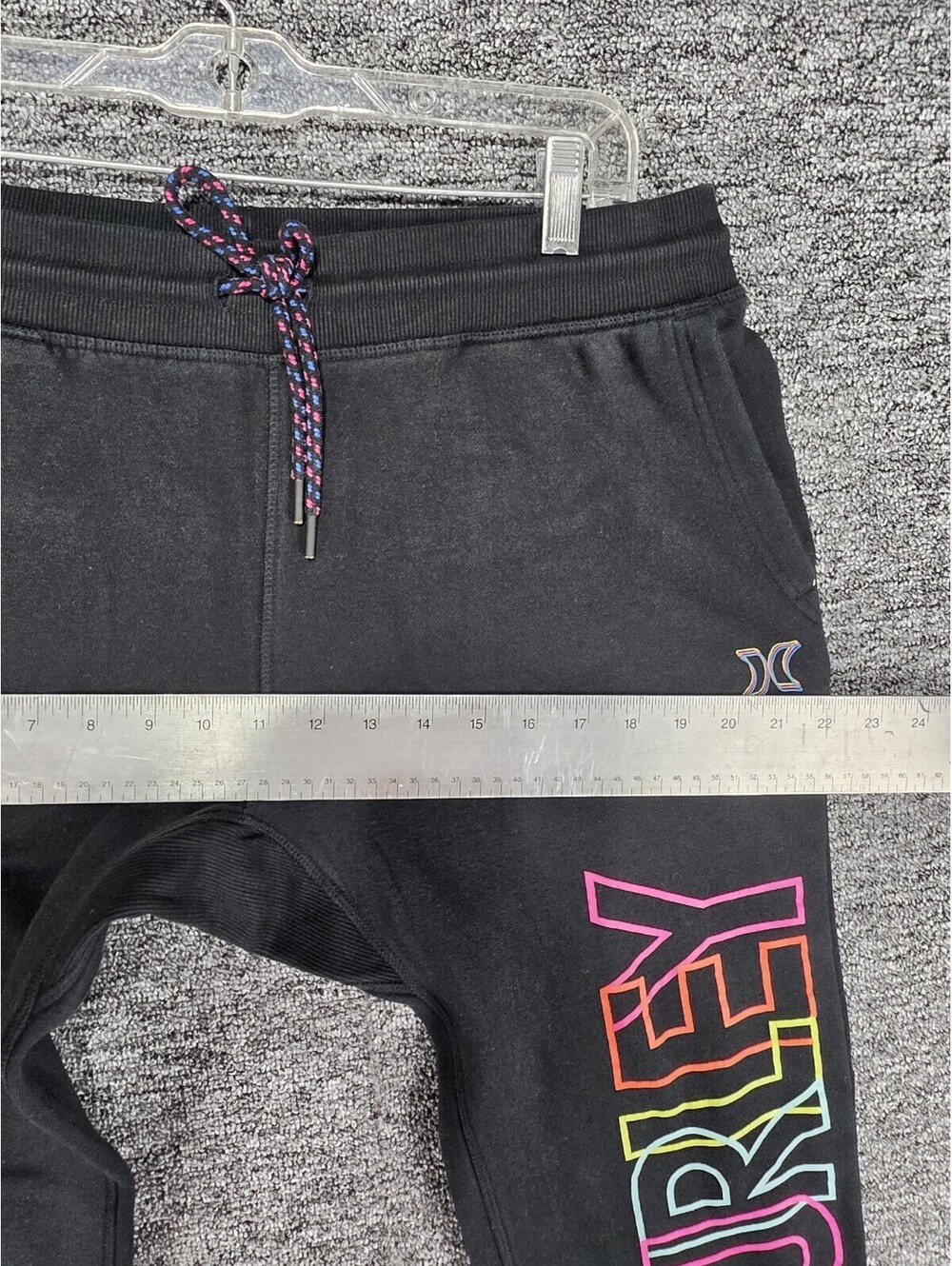 Hurley Men's Black Jogger Pants Size M Drawstring Tapered Pockets Logo - Picture 8 of 13